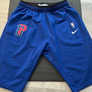 Nike Men’s Basketball Shorts - Detroit Pistons - 2X Tall